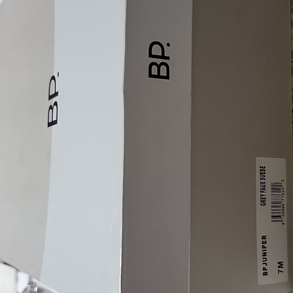 Over the knee boots - Picture 6 of 8